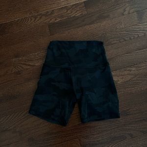 Lululemon align biker shorts